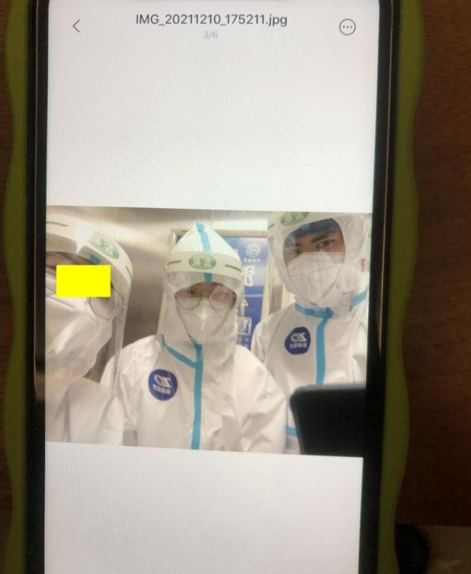 浙江女护士偷尝男医生,老公拍下1000张相片为证,送锦旗上门示威