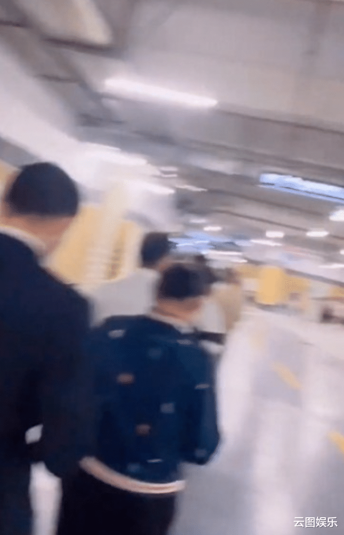 万梓良|64岁万梓良被造谣与路人发生冲突!港媒还原真相,闹事者另有其人