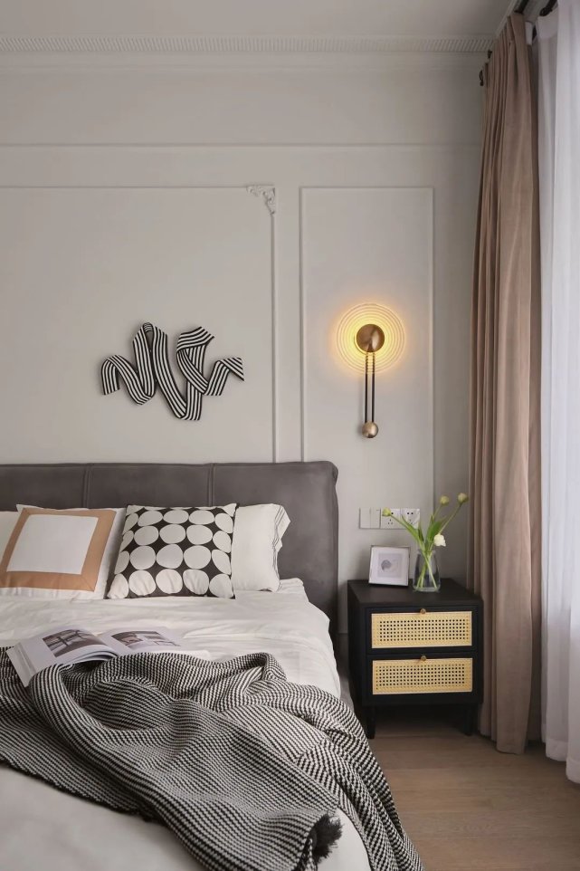 131平4+1室两厅一厨两卫设计,独特优雅的设计感