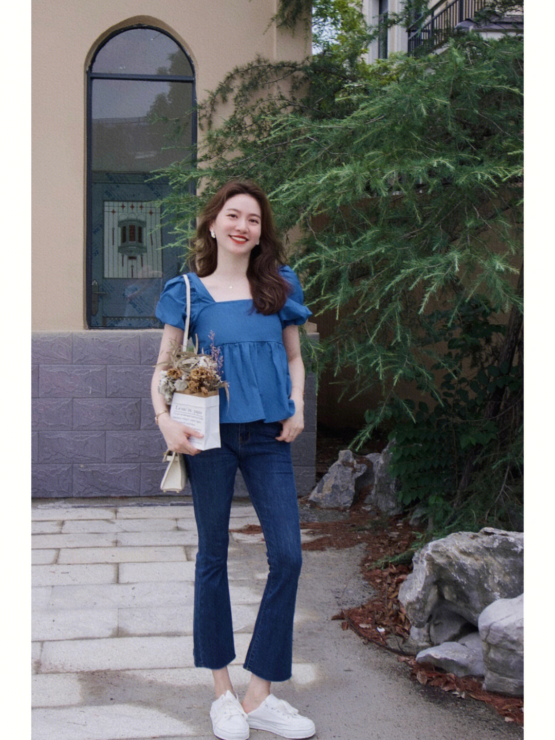 女人三四十岁怎么穿才减龄?分享几套搭配小技巧,让你高级又洋气