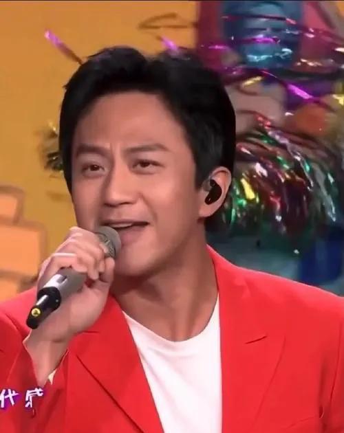 春晚|盘点虎年春晚八对组合，邓超组活力四射，赵丽颖朱一龙组又美又靓