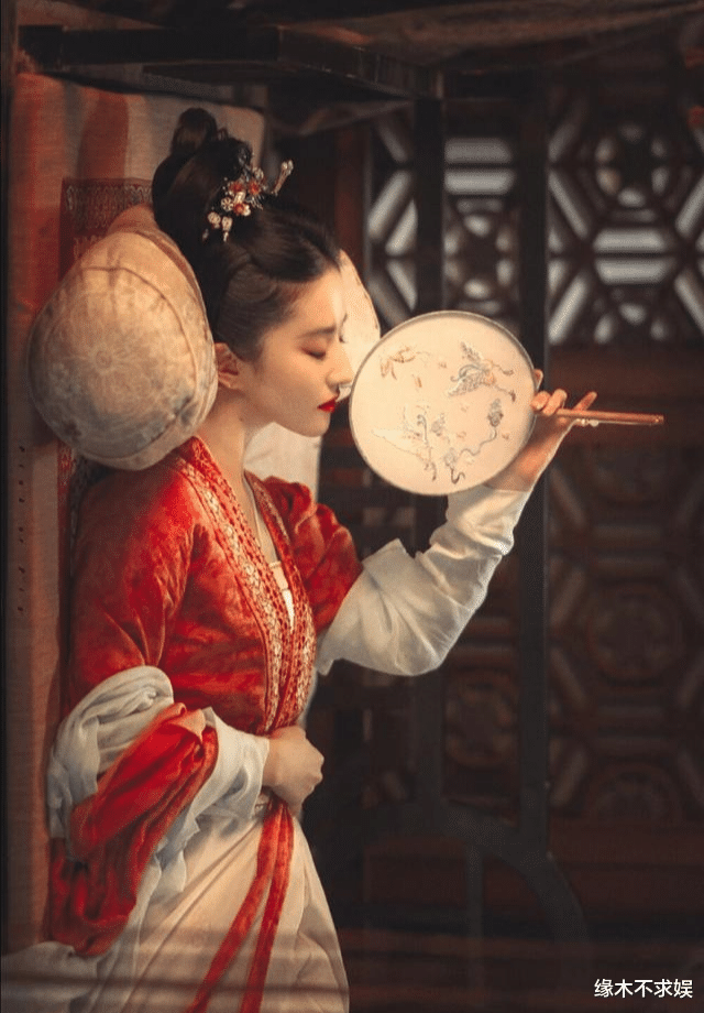 郭书瑶|《梦华录》评分飙至8.8，超一半观众打5星，网友一句话点评太到位