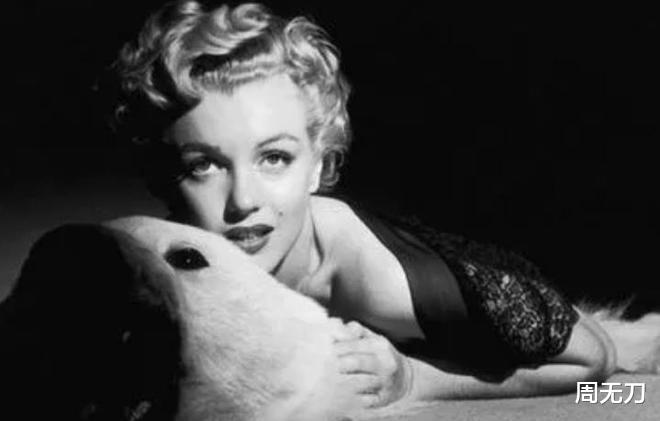 玛丽莲·梦露|殡仪师披露玛丽莲·梦露的心酸细节：下葬前曾为她穿衣服
