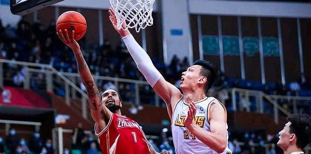 许钟豪|以狠成名！许钟豪合同到期遭哄抢 王博无力挽留 潜在下家出人意料