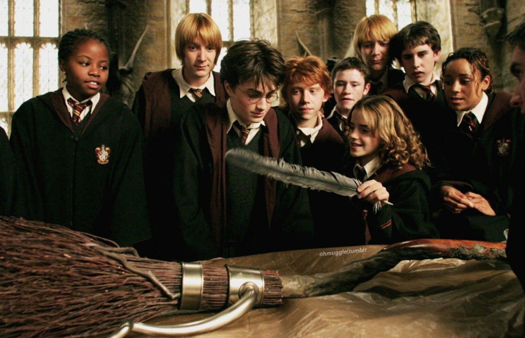 哈利·波特|《哈利波特》21年后演员现状:男主被遗忘,女主变老,配角成赢家