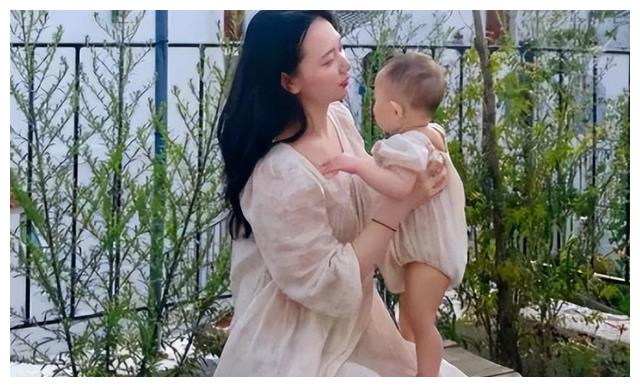 娱乐圈|女星徐莎朗曝遭到家暴,反被老公曝其多次出轨好友,已上诉法院