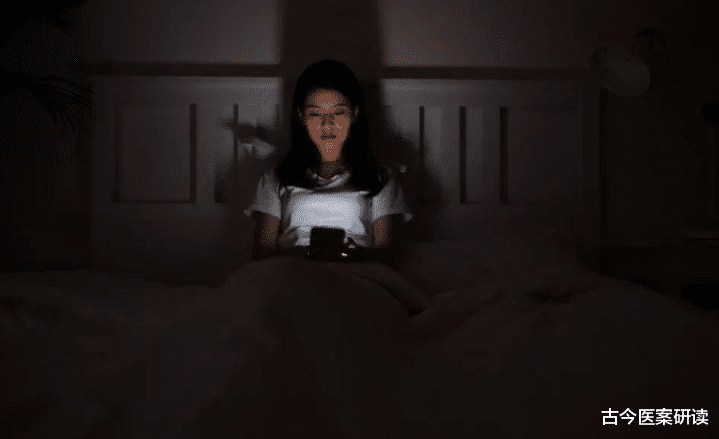 尿酸|藏在身边的“降酸王”被发现，每天坚持吃2口，尿酸只降不升