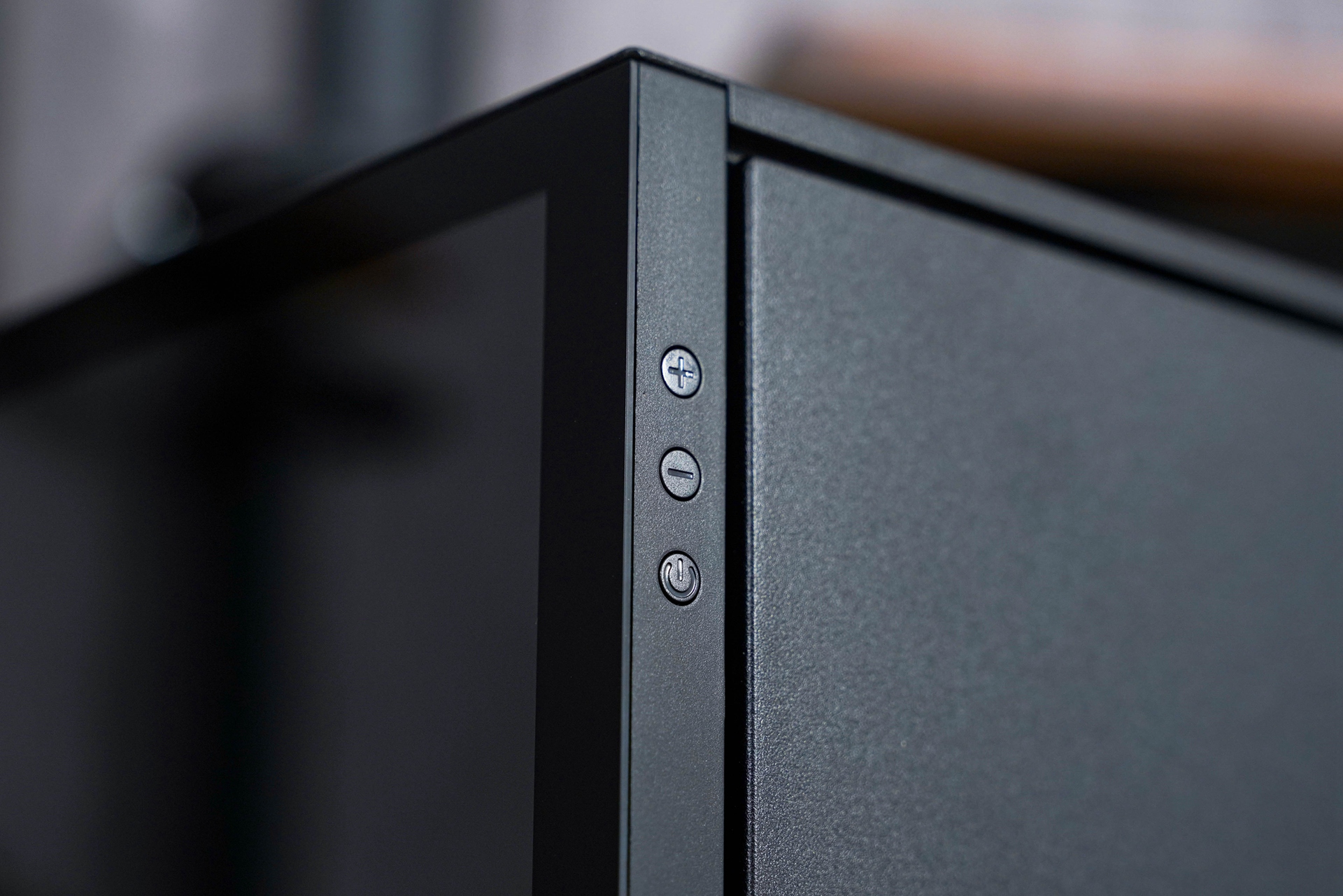 裁员|打破“行业内卷”性价比爆品,549元的JONSBO D31 Mesh装机体验