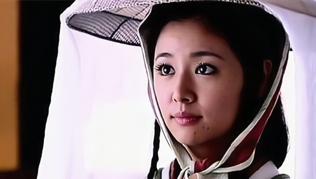 痘痘|从扮丑就能看出明星和演员的差距,杨颖的乞丐装一言难尽,李小璐丑到认不出来