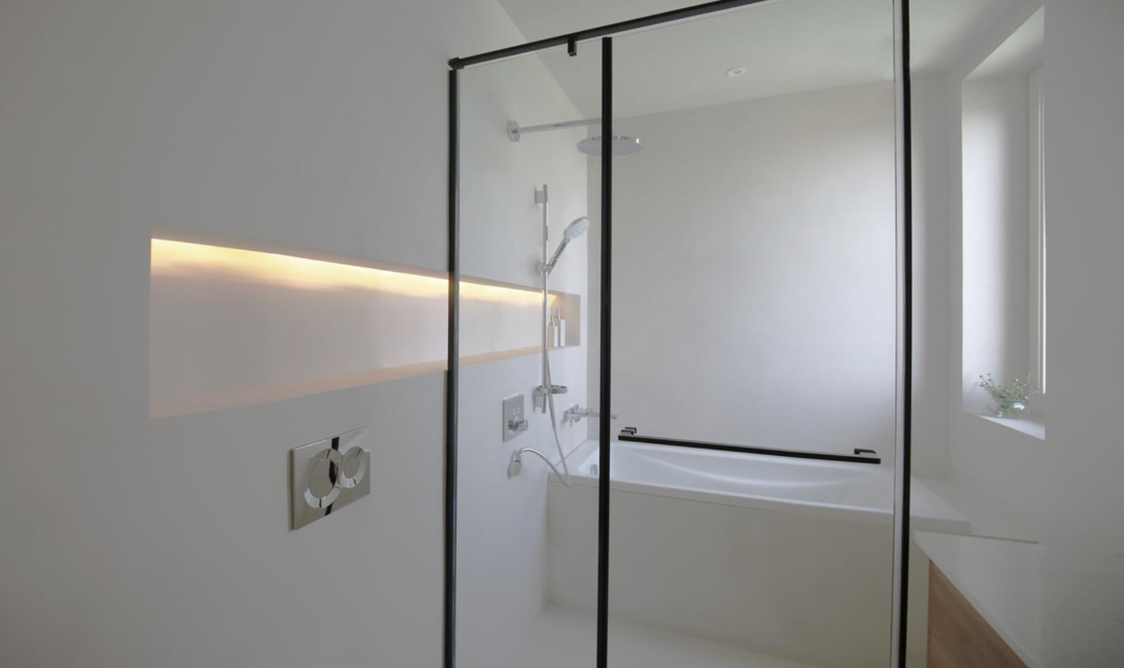 不要窗套,木门做到顶,她130㎡新家,一进门就感觉很清爽