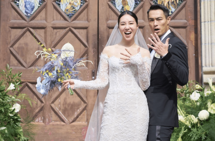 杨祐宁|杨祐宁晒全家福为2岁女儿庆生,玩得比孩子开心,女儿罕见露正脸