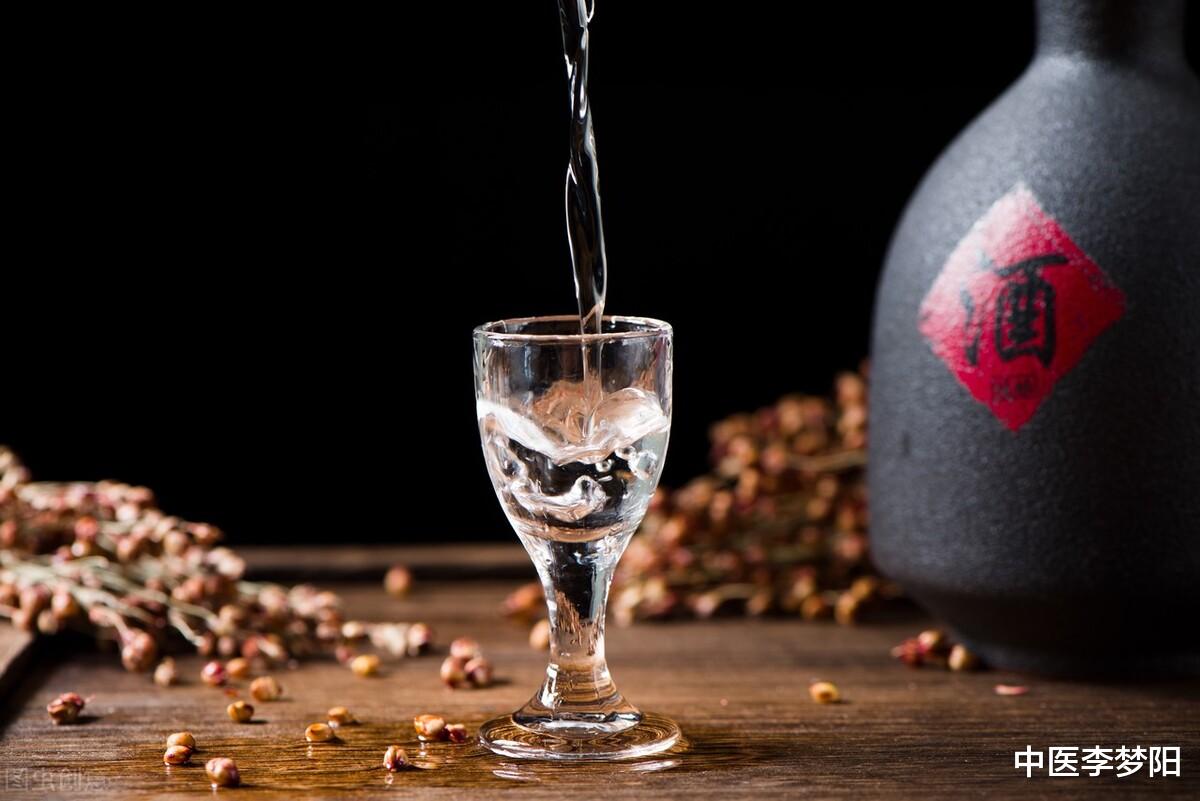 护理|尿酸居高不下怎么办？李医生教你三个小方法，稳住尿酸不再升高