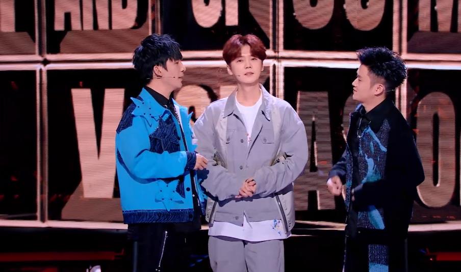 徐志胜|《脱口秀大会5》总决赛开启,包括徐志胜在内的老选手都不好笑了