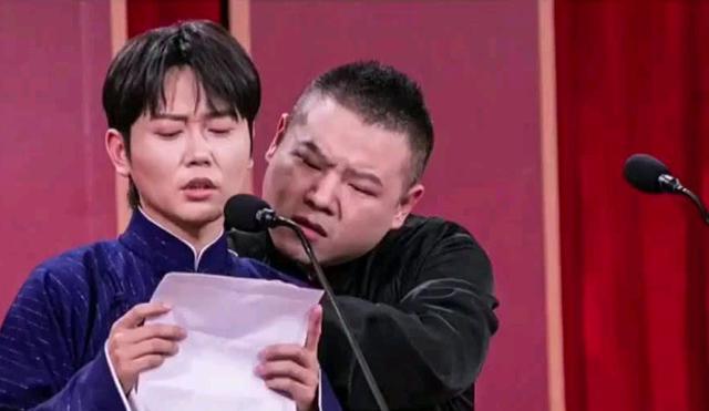 德云社|德云社有没有专业创作团队?演员郑好做出否定回答,观众直呼神奇