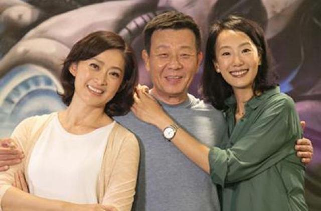 梁安琪|1994年，赌王四太太梁安琪和街市伟在酒店谈生意，没想到对方在茶水里动了手脚