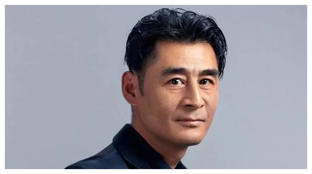 赵丽颖|《风吹半夏》导演：很多女星自荐要演许半夏，我最后联系上赵丽颖