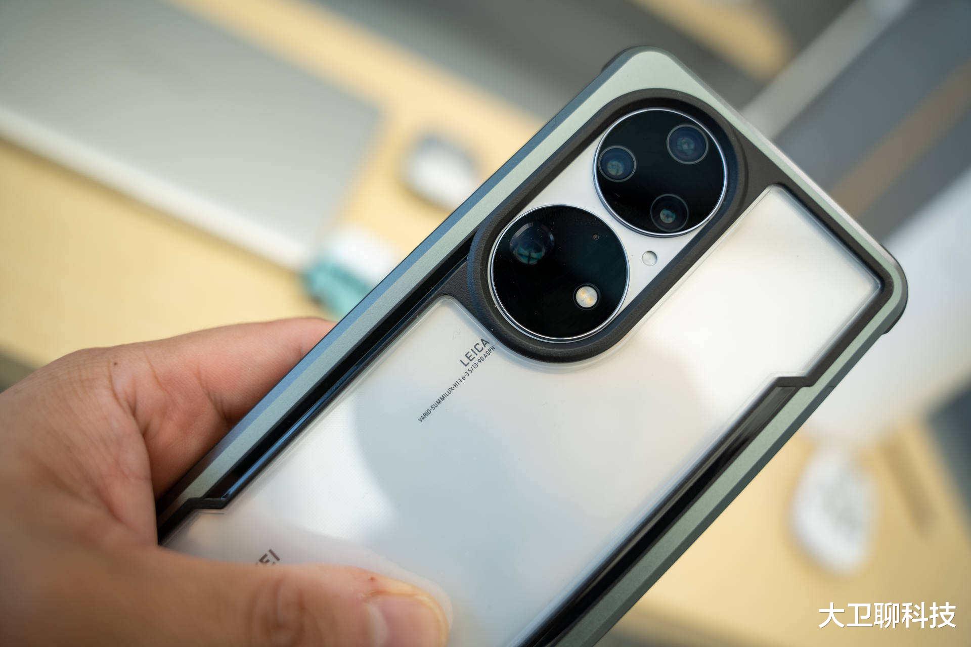 华为|为何现在花粉换新机时,会优先考虑小米和苹果,不再闭眼入华为?