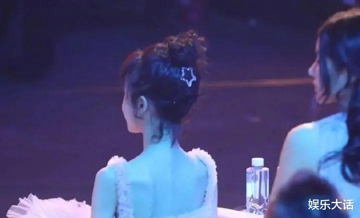 张天爱 排骨胸、吉娃娃、竹竿腿，内娱的畸形白幼瘦审美祸害了多少女明星