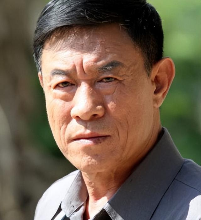 张铁林|为了圈钱晚节和脸都不要?老戏骨堕落起来,流量明星都没法比