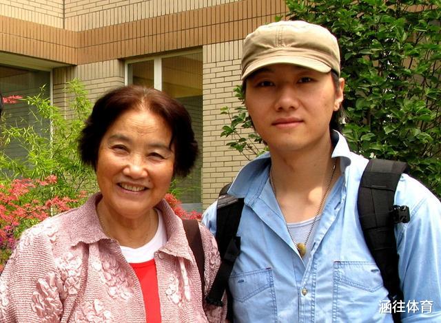 谢晋|首位影后祝希娟：40岁高龄生娃，79岁和初恋“躲”进养老院享幸福