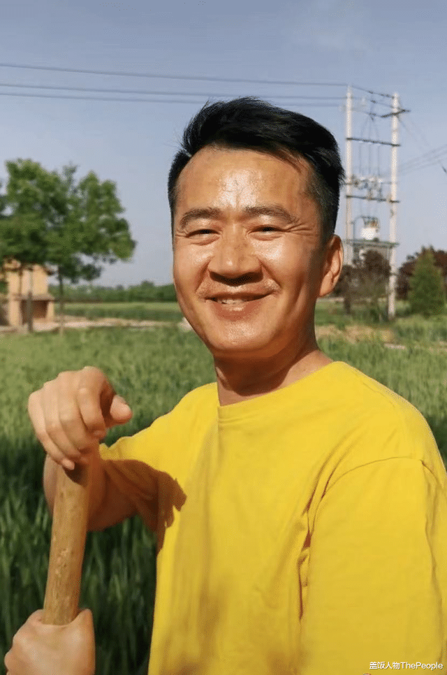 唐嫣|娱圈寒冬来势凶!一线85花整月没工作,小演员被辞退街头发小卡片