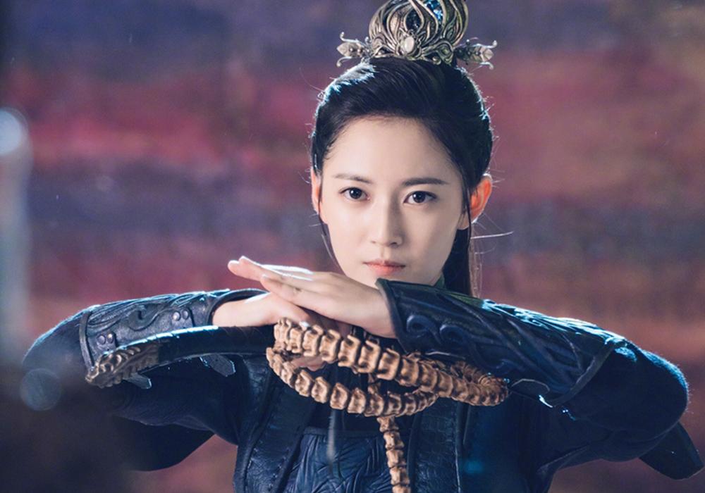 杨紫|《香蜜》8大主演现状，杨紫成顶流，男主变素人，扑哧君大变脸！