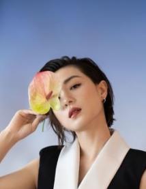 万茜|她有颜值又有实力,却因拒绝导演无理要求被封杀,今凭借实力走红