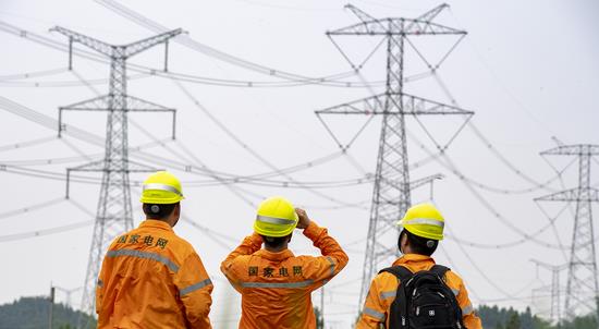 资产管理|通过层层考核，才进入“国家电网”的大学生，为何很多都离开了？