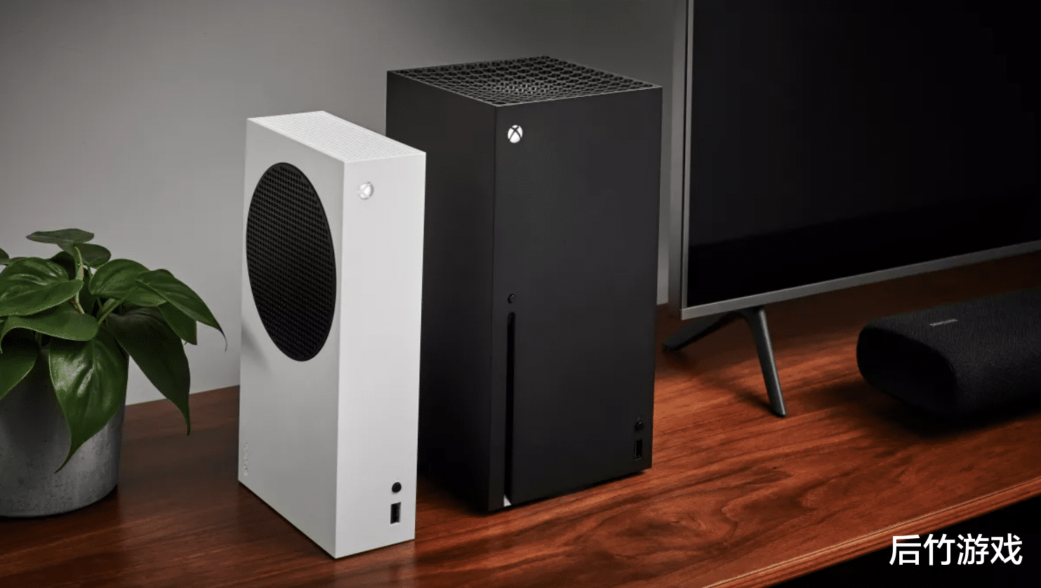 Xbox|索尼PS5涨价之后，微软表示Xbox主机维持原价不变