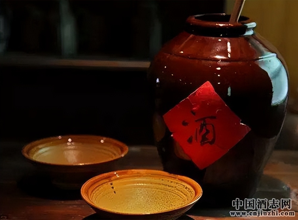 酱酒|喝酒真的伤身吗？其实不然。