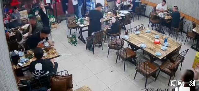 女孩该不该爆头绿衣男?上帝视角分析究竟怎么才算妙手