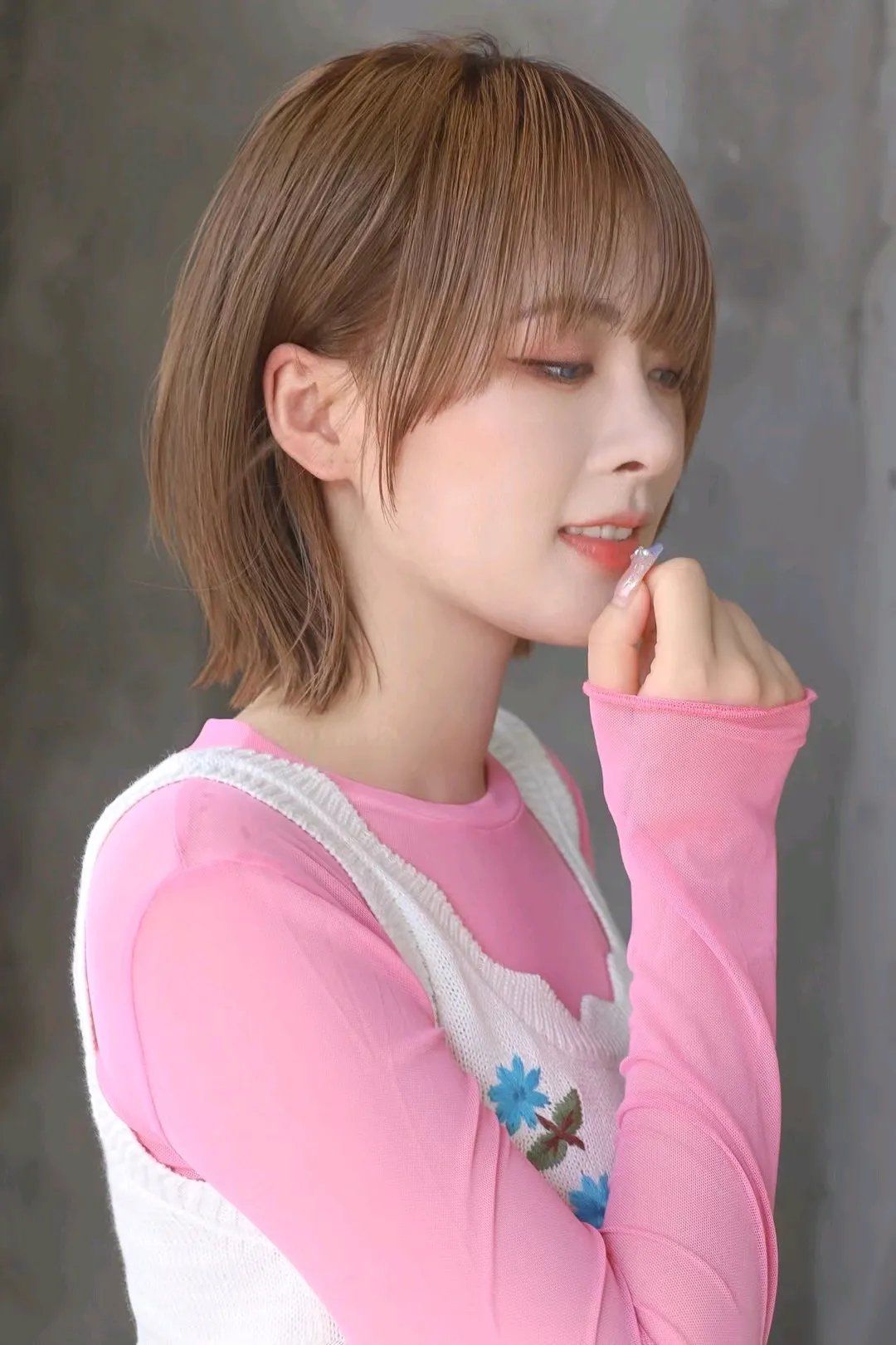 银耳 五月最热发型集锦，款式百变色彩时尚，每款看了都心动