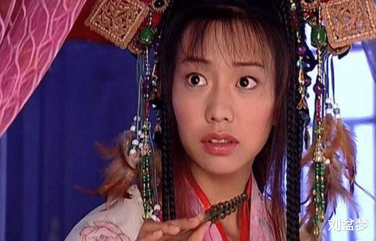 胡杏儿|“嘴不好看”太给颜值减分！10位女星长相惊艳，偏偏输给了一张丑嘴