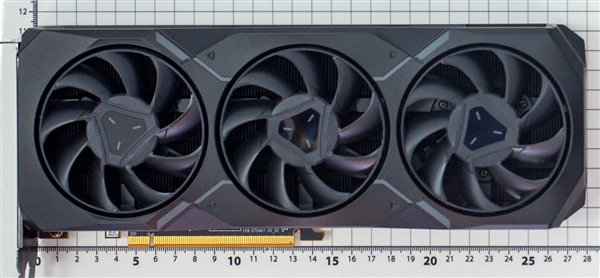 AMD|AMD RX 7900系列首发开箱！4090/4080面前真是“小弟”