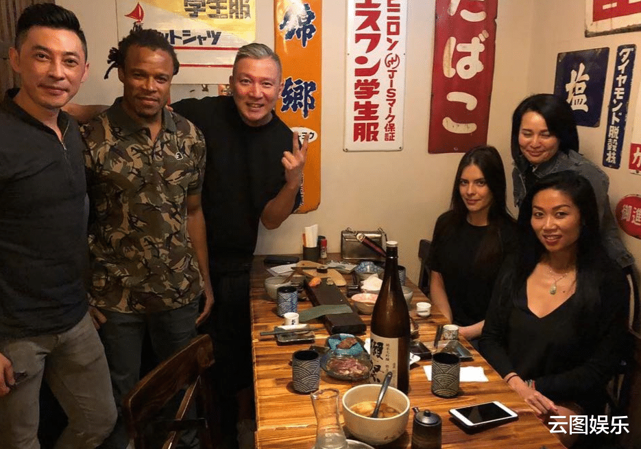 刘永健|51岁刘永健近况，满头白发染黑重拾帅气，开社交账号疑为复出准备