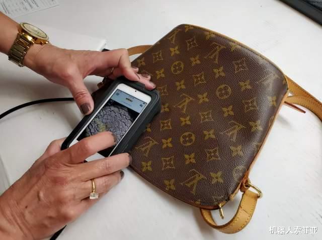 机器学习|再也不怕买到A货了！AI鉴别假货识别率高达98.5%