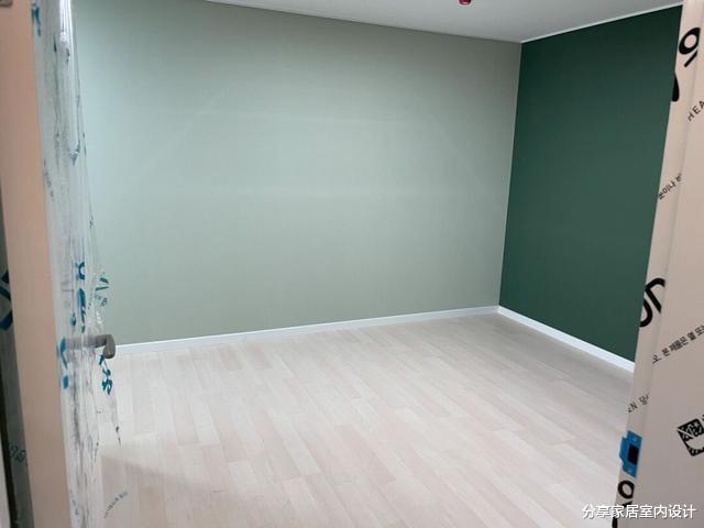 看她家精装房,还没布置家具就很漂亮,无主灯的设计特别抢眼!