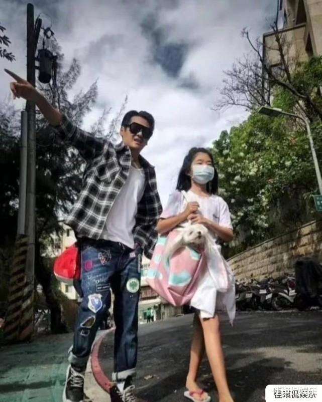 曹格|曹格深情发文庆结婚12年,吴速玲不再委屈求全,曹格夫妇难以续约