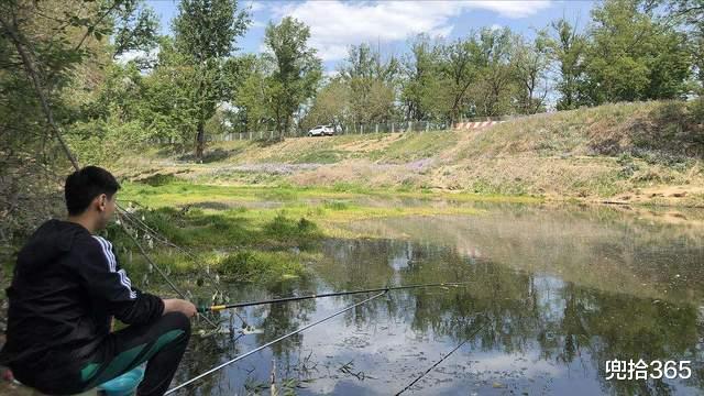 |女子罕见钓获野生大鳜鱼,钓点连老公都不告诉,原因让人哭笑不得