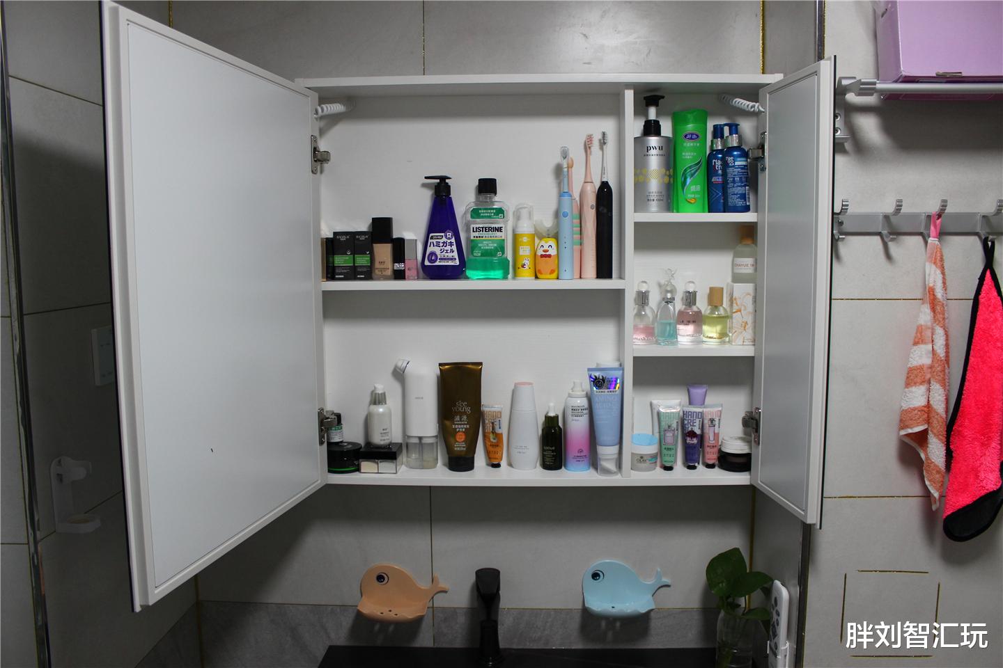 家装鼓捣记1:浴室柜还是要能放东西的才好用