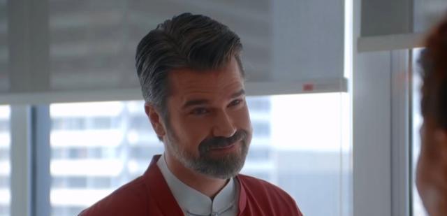 大博弈|《大博弈》汤家和为什么要帮简杰克收购红星重汽？他的胆气何来？