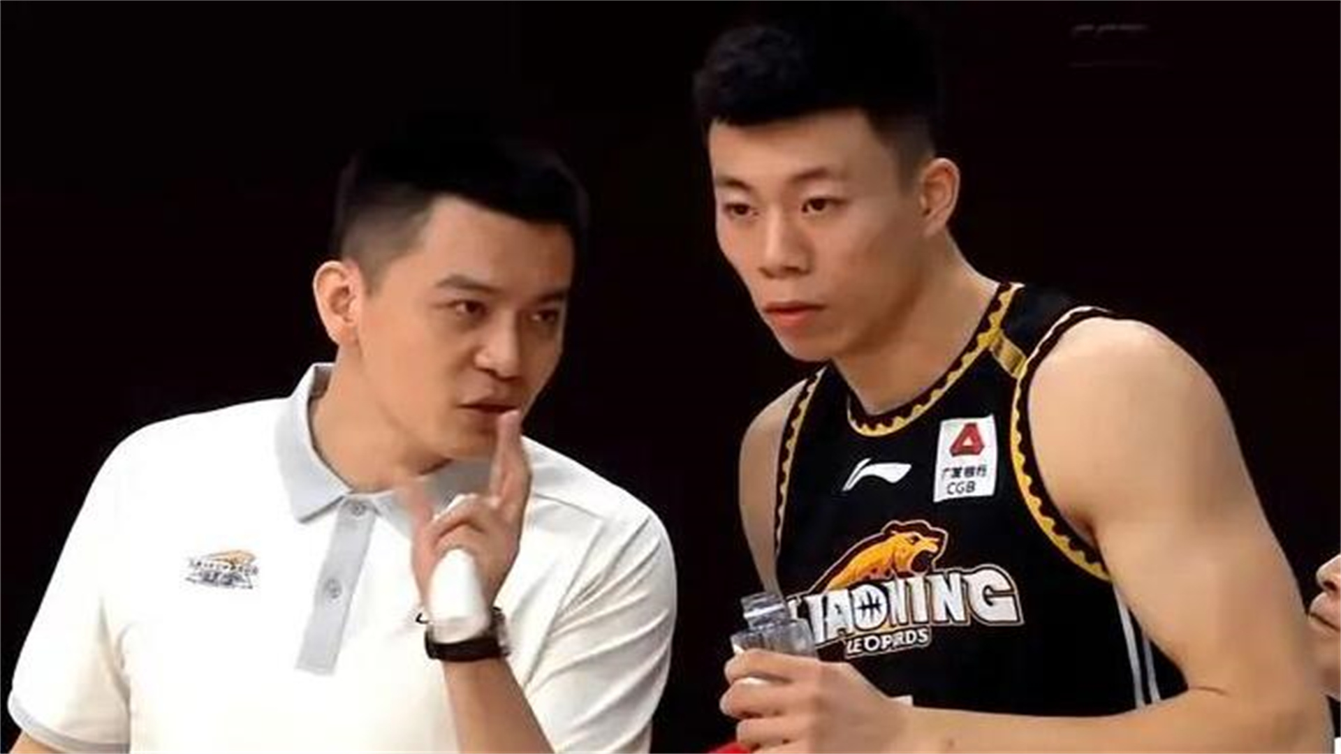 辽宁男篮|李洪庆双喜临门！周琦和队友或加盟CBA，杨鸣新王朝稳如泰山