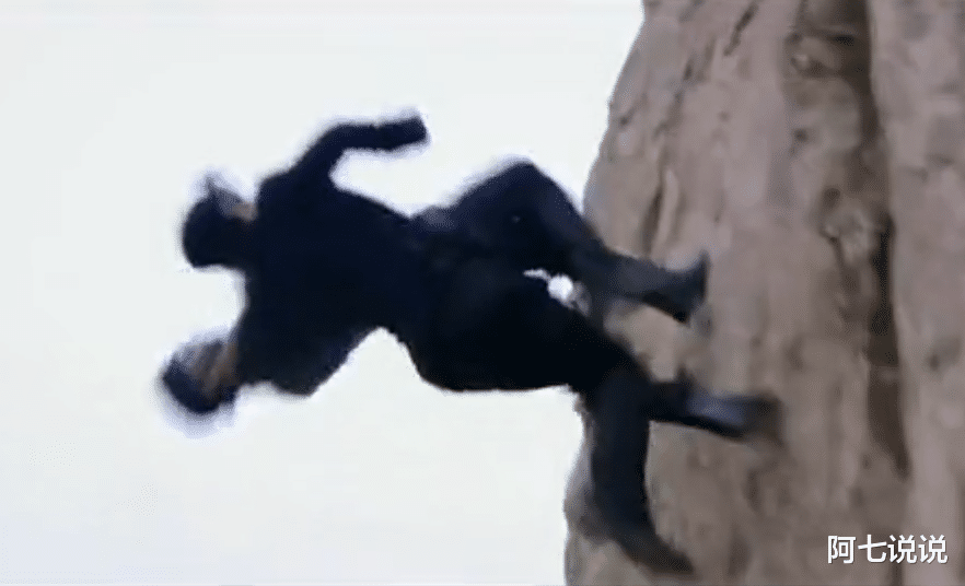 短发|住酒店、涂口红、嫌弃白面烧饼等,抗日剧的审美何时能接地气?