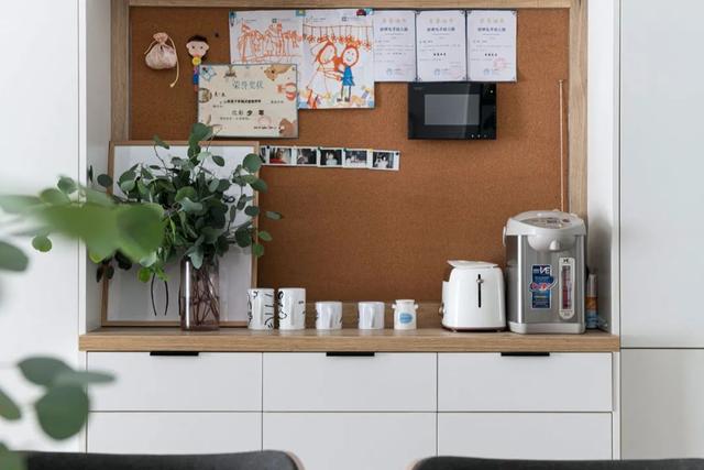 难怪“去客厅化”装修越来越火,看了她家才知道,真的太实用了