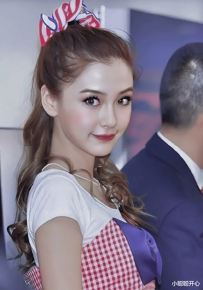 张柏芝|人前惊艳,人后失态,这7名女星抽烟遭狗仔曝光,一目了然