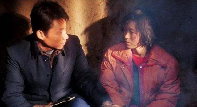 18岁少女发现被拐卖后,将计就计反将人贩子卖掉,法院:免于处罚