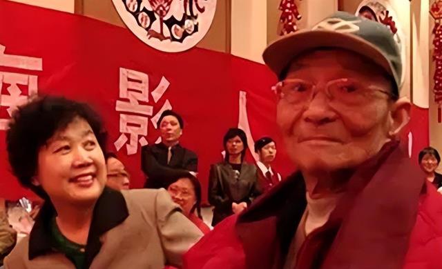 渡江侦察记|陈述：饰演《渡江侦察记》出名，晚年病重子女冷淡，86岁孤独离世