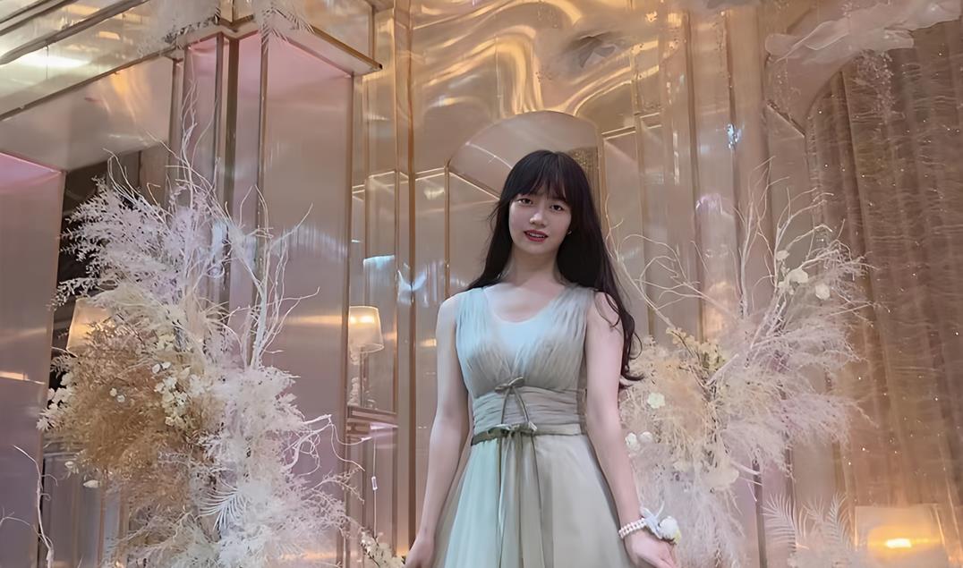 |95后职业伴娘,一场婚礼日薪近千,还收获了爱情