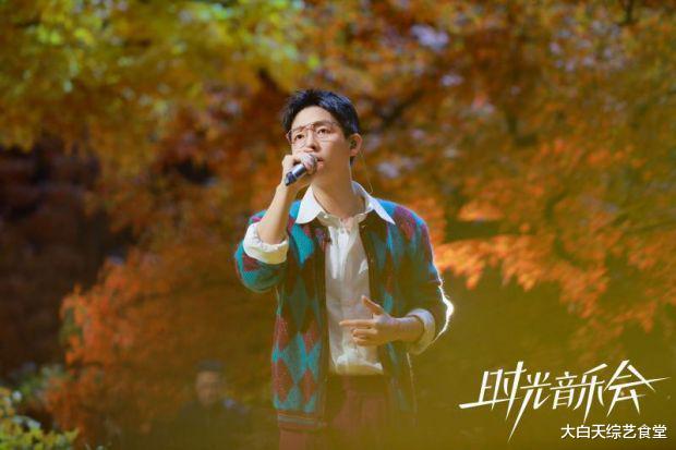 梁咏琪|时光音乐会和别人都不熟的梁咏琪,在胡夏身上两次找到话题切入点