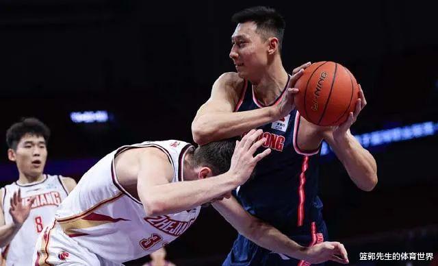 周鹏|出战45分，关键时刻无处不在，周鹏仅13中4，但却是MVP